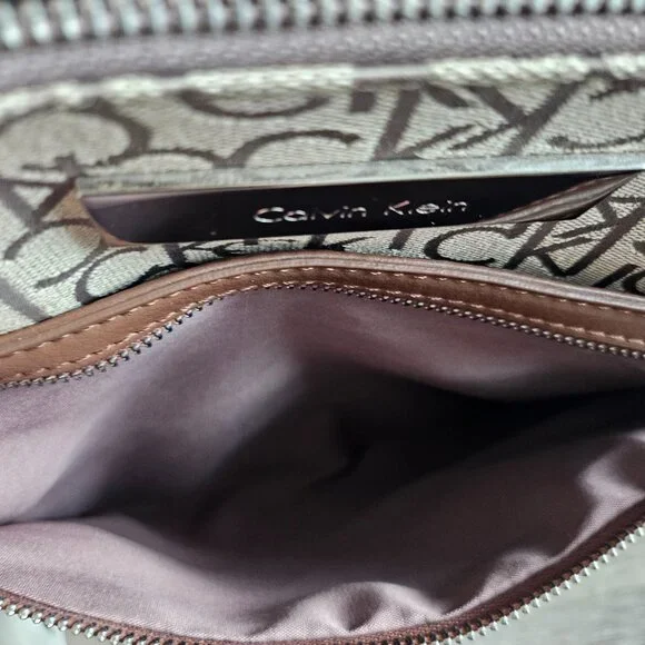 Calvin Klein CK Logo Crossbody Bag Beige Brown Multi Pocket Organizer NWOT - Picture 8 of 12
